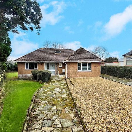 The Lockett Wonderful Large Bungalow Plympton, Plymouth Free Parking By Staystaycations エクステリア 写真