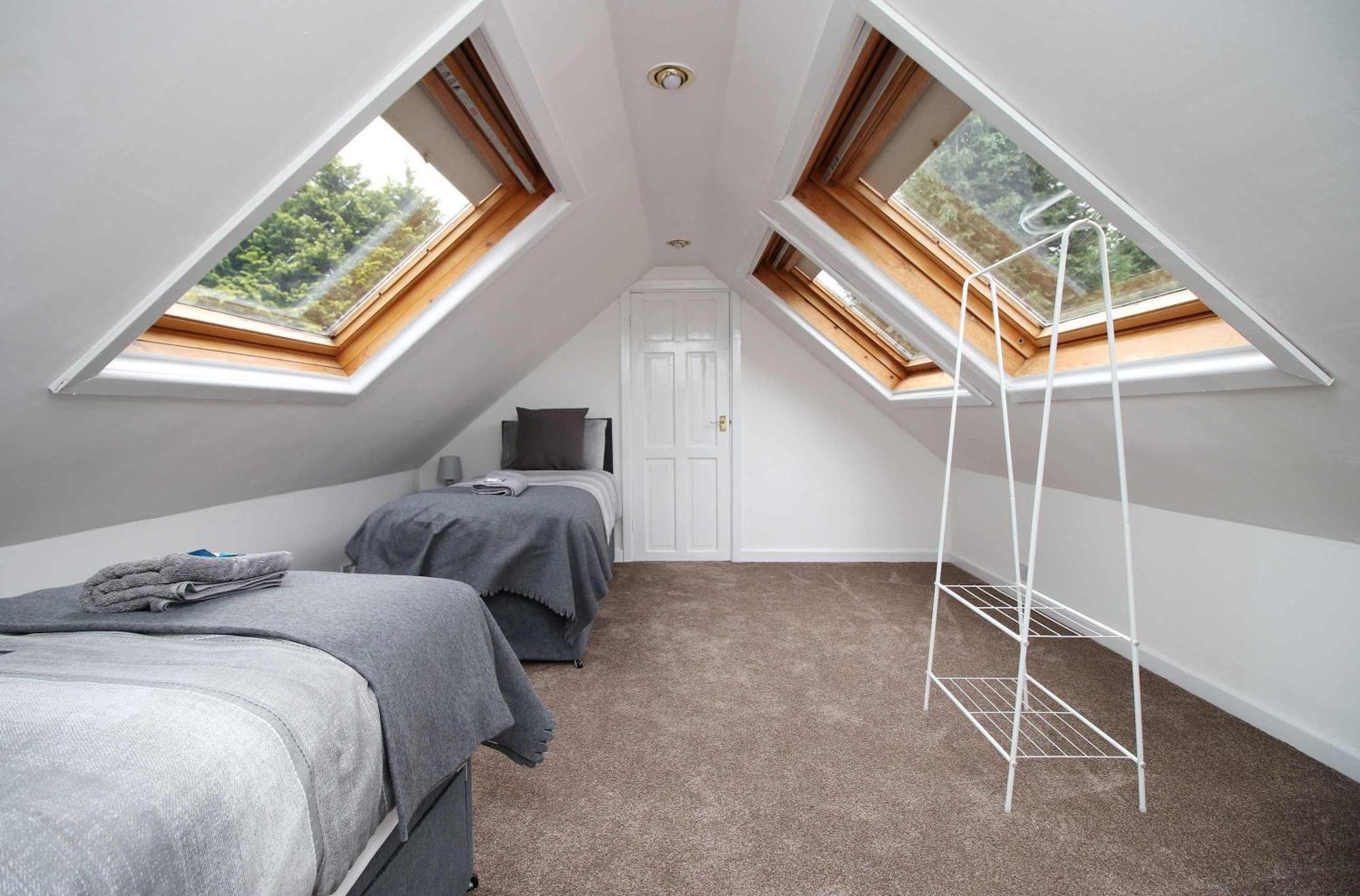 The Lockett Wonderful Large Bungalow Plympton, Plymouth Free Parking By Staystaycations エクステリア 写真